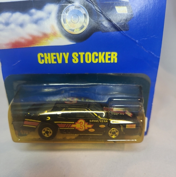 Hot Wheels Chevy Stocker 1991 - Picture 3 of 4